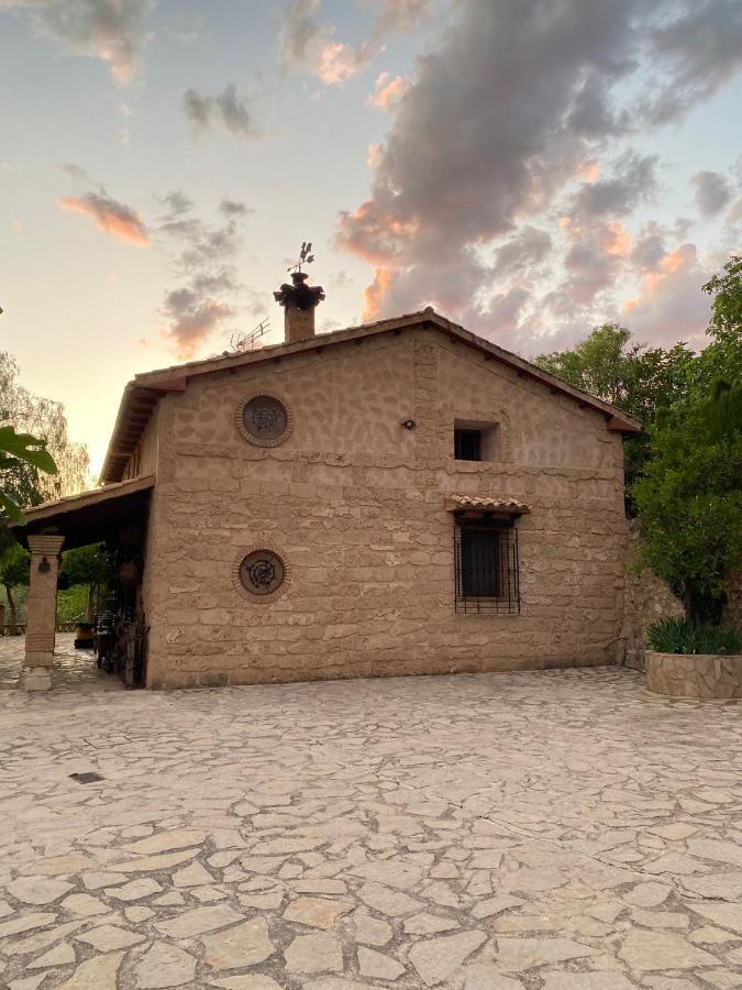 Hostal La Toba Burunchel Exterior foto