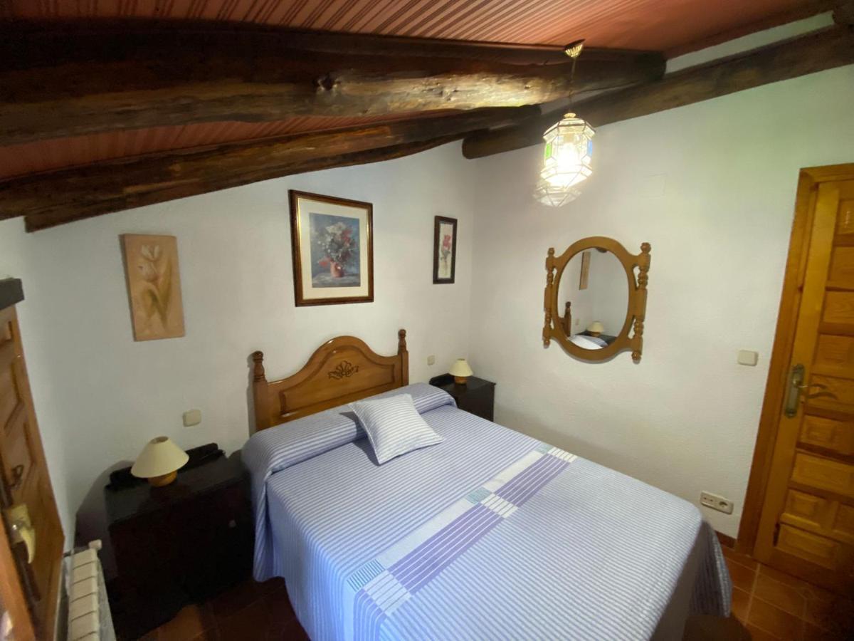 Hostal La Toba Burunchel Exterior foto